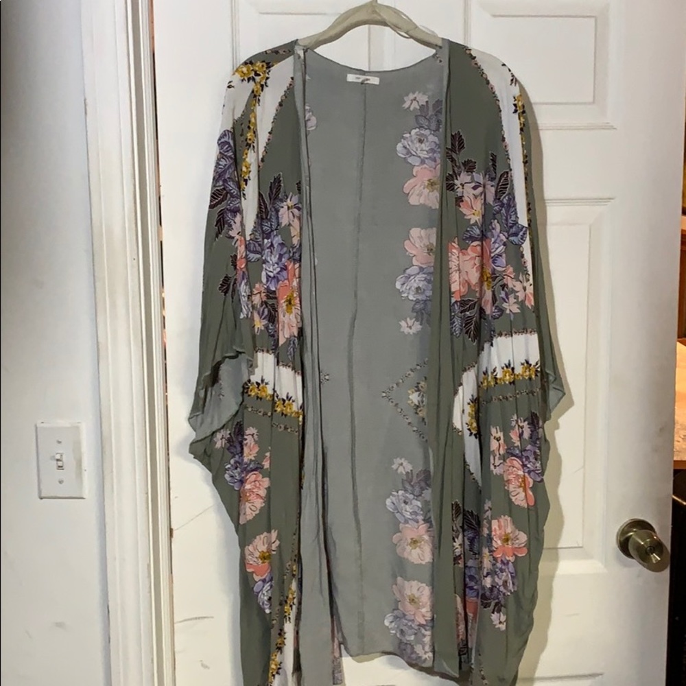 Floral print kimono